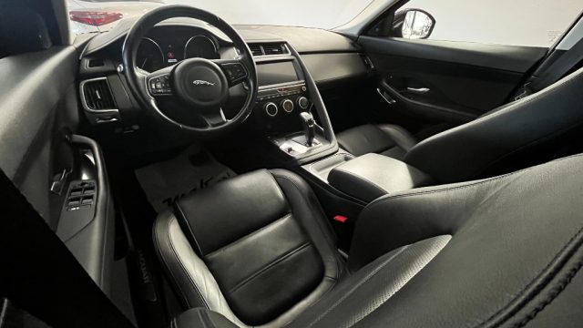 JAGUAR E-PACE 2.0D 180 CV AWD AUT. R-DYNAMIC S - foto 8