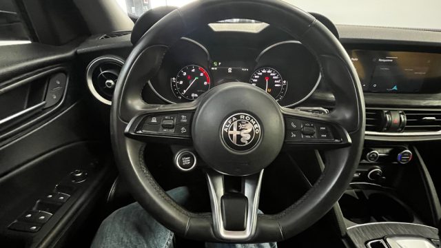 ALFA ROMEO STELVIO 2.2 TURBODIESEL 190 CV AT8 Q4 BU - foto 9