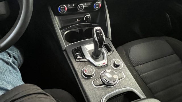 ALFA ROMEO STELVIO 2.2 TURBODIESEL 190 CV AT8 Q4 BU - foto 11