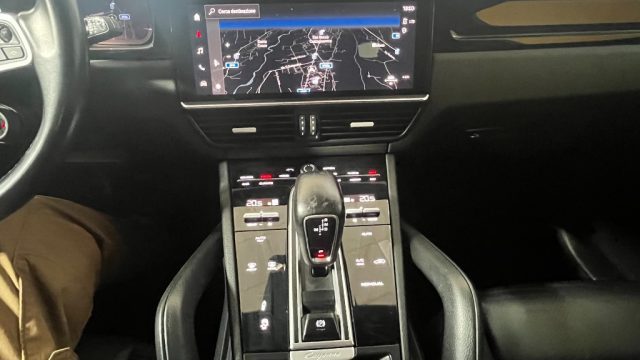 PORSCHE CAYENNE 3.0 V6 E-HYBRID- PACK CRONO - 21 - foto 10