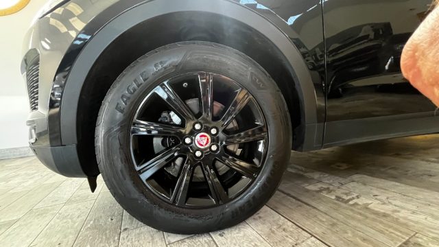 JAGUAR E-PACE 2.0D 150 CV AWD AUT. R-DYNAMIC - foto 15