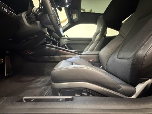 PORSCHE 911 CARRERA 992.2 GTS COUPÈ - foto 27