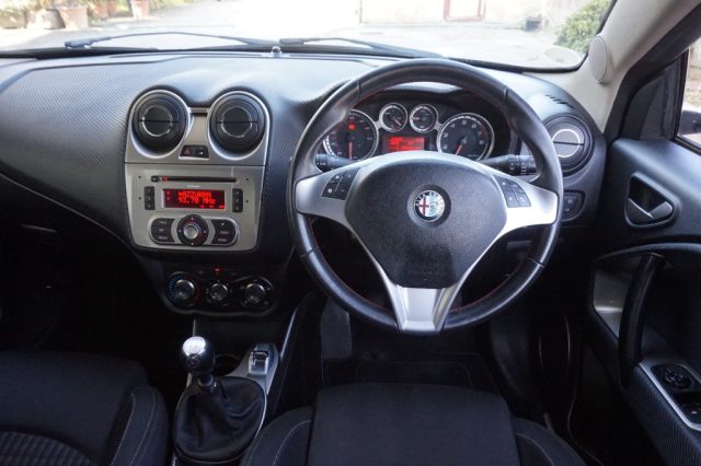 ALFA ROMEO MITO 1.4 16V 95CV VELOCE "GUIDA A DES - foto 14