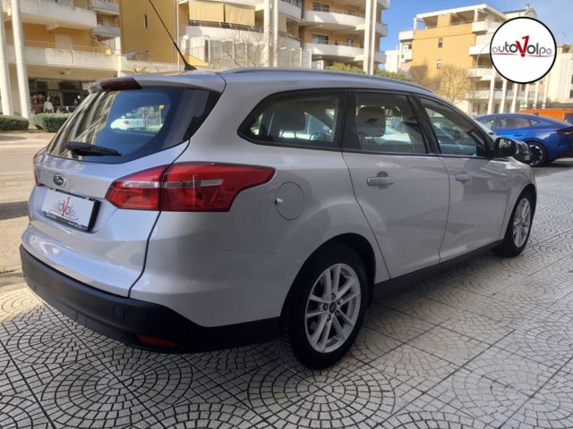 FORD FOCUS 1.5 TDCI 120 CV SW - foto 4