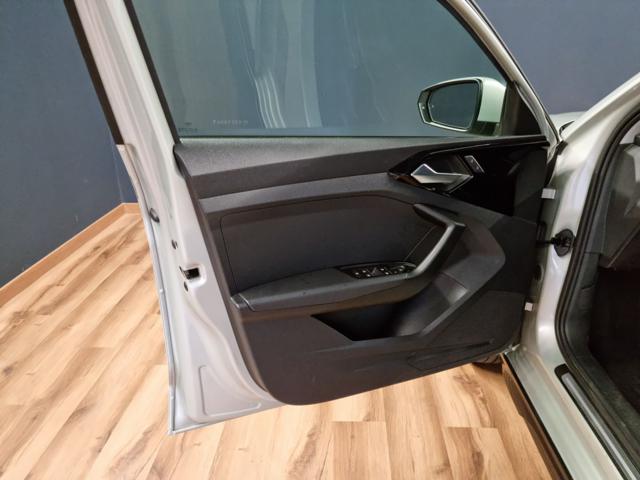 AUDI A1 ALLSTREET 30 TFSI S TRONIC - foto 10