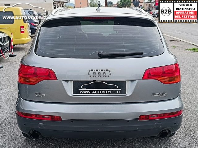 AUDI Q7 3.0 V6 TDI 240CV *7POSTI* QUATTR - foto 8