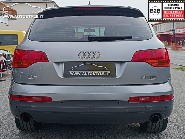 AUDI Q7 3.0 V6 TDI 240CV *7POSTI* QUATTR - foto 33