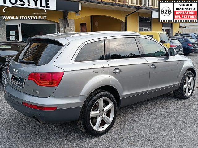 AUDI Q7 3.0 V6 TDI 240CV *7POSTI* QUATTR - foto 43