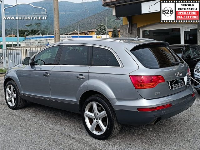 AUDI Q7 3.0 V6 TDI 240CV *7POSTI* QUATTR - foto 34