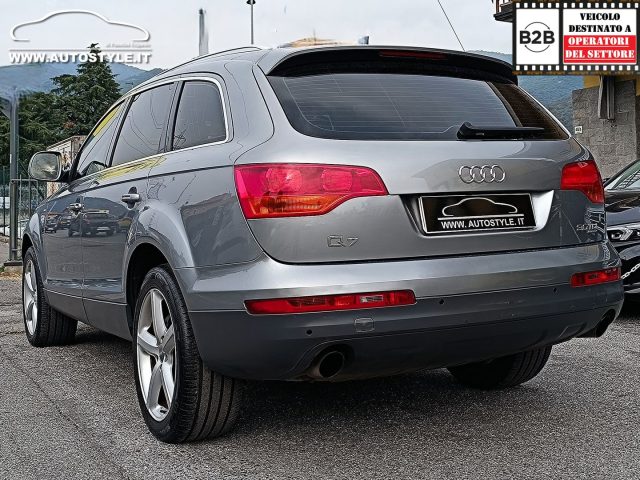 AUDI Q7 3.0 V6 TDI 240CV *7POSTI* QUATTR - foto 41