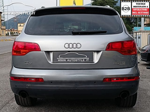 AUDI Q7 3.0 V6 TDI 240CV *7POSTI* QUATTR - foto 45
