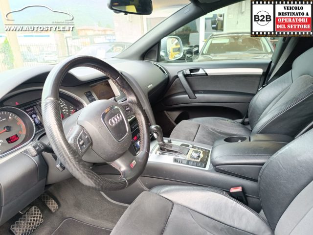 AUDI Q7 3.0 V6 TDI 240CV *7POSTI* QUATTR - foto 47