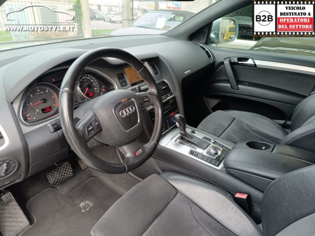 AUDI Q7 3.0 V6 TDI 240CV *7POSTI* QUATTR - foto 48