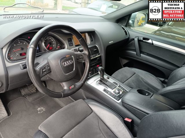 AUDI Q7 3.0 V6 TDI 240CV *7POSTI* QUATTR - foto 49