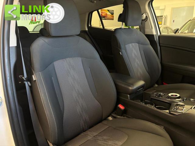 KIA SPORTAGE V TGDI HEV STYLE - foto 32