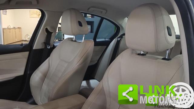 BMW 320 2.0 320 D 190 LUXURY XDRIVE AUTO - foto 12