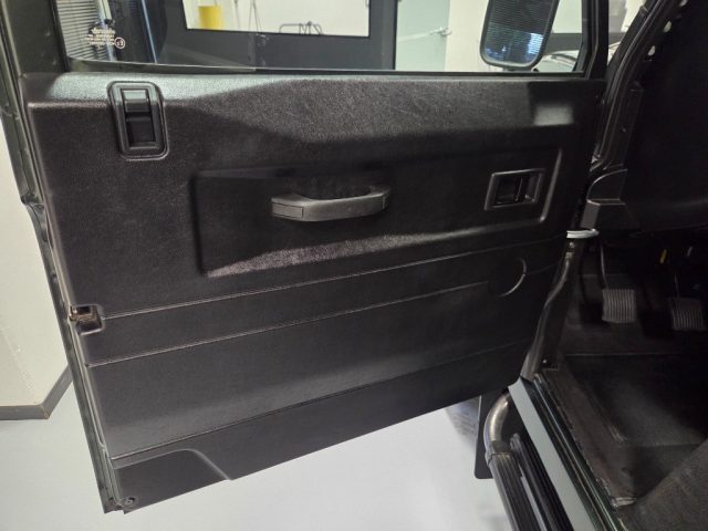 LAND ROVER DEFENDER 110 2.4 TD4 7 POSTI AUTOVETTURA - foto 18