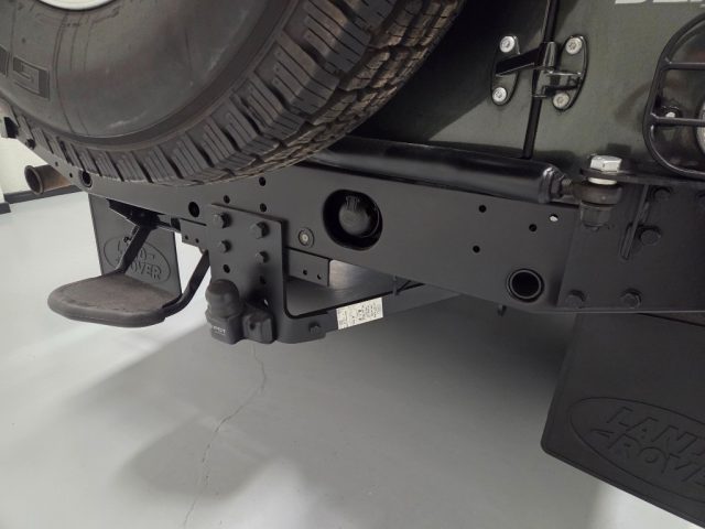 LAND ROVER DEFENDER 110 2.4 TD4 7 POSTI AUTOVETTURA - foto 21