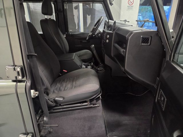 LAND ROVER DEFENDER 110 2.4 TD4 7 POSTI AUTOVETTURA - foto 22