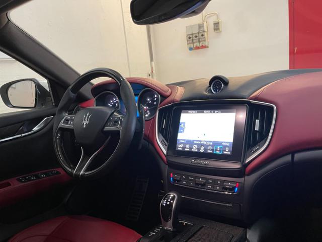 MASERATI GHIBLI 3.0 V6 DS 275CV AUTO-LEGGI SOTTO - foto 24