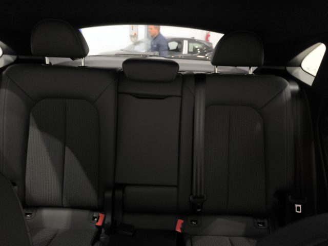 AUDI Q3 SPB 35 TDI 150CV BLACK LINE S TR - foto 19