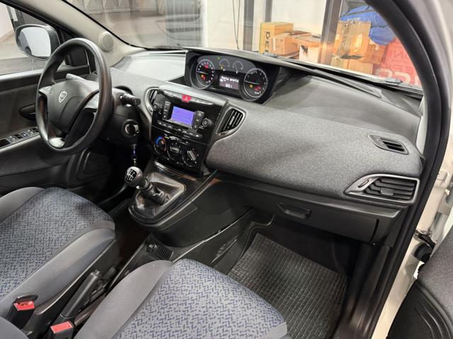 LANCIA YPSILON 1.0 FIREFLY 5 PORTE S&S HYBRID E - foto 9