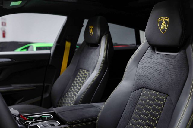 LAMBORGHINI URUS S|AKRAPOVICH|SPECIAL PAINT|BANG& - foto 11