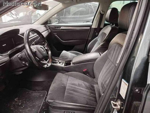 SKODA SUPERB SUPERB WAGON 2.0 TDI EVO STYLE 1 - foto 3