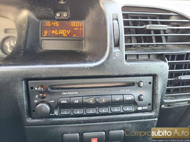 OPEL ZAFIRA 2.0D - foto 13