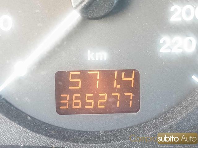 OPEL ZAFIRA 2.0D - foto 29