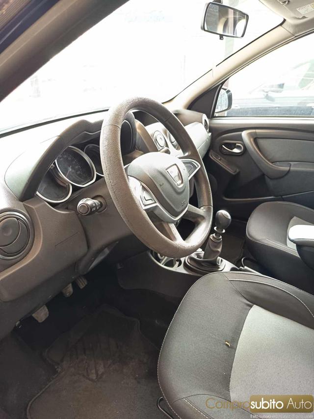 DACIA DUSTER 1.5 DCI 110 CV S&S 4X4 LAURÉATE  - foto 14