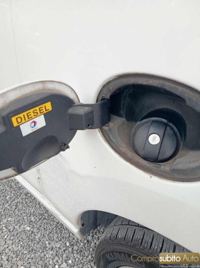 PEUGEOT EXPERT 2.0 HDI 125CV + 22% - foto 22