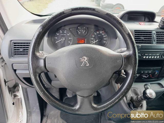PEUGEOT EXPERT 2.0 HDI 125CV + 22% - foto 19