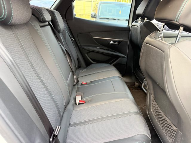 PEUGEOT 3008 HYBRID 225 E-EAT8 ALLURE PACK - foto 11