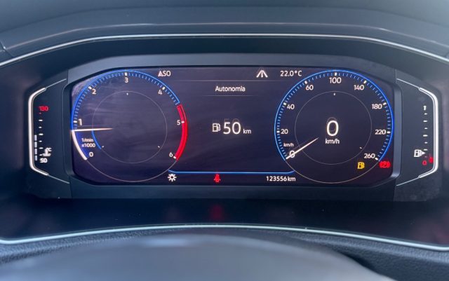 VOLKSWAGEN T-ROC 2.0 TDI UNICOPROPR-GARANZIA - foto 22