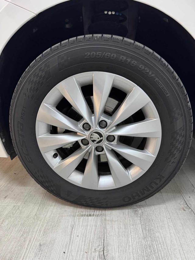 SKODA KAMIQ 1.0 TSI AMBITION 70.000KM - foto 7