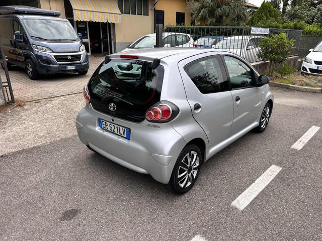 TOYOTA AYGO 1.0 12V VVT-I 5 PORTE ACTIVE CON - foto 9