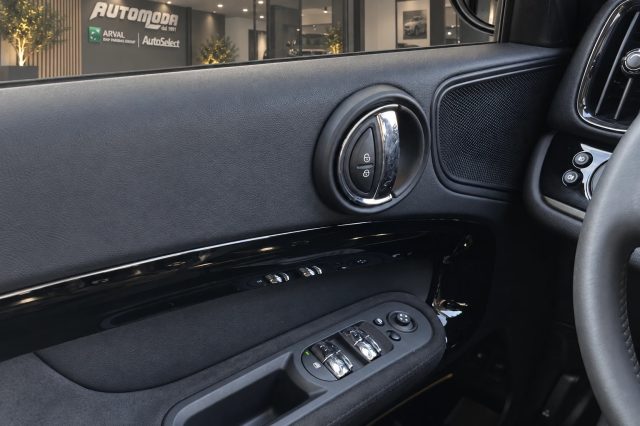 MINI COOPER COUNTRYMAN SE ALL4 YOURS AUTO - foto 14