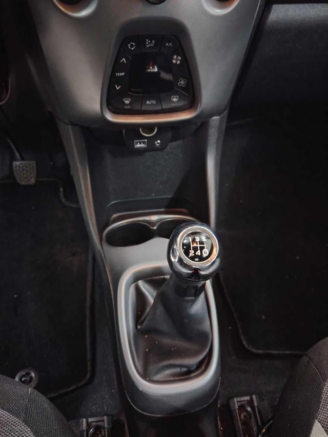 TOYOTA AYGO 1.0 VVT-I 72 CV 5 PORTE X-CITE - foto 6