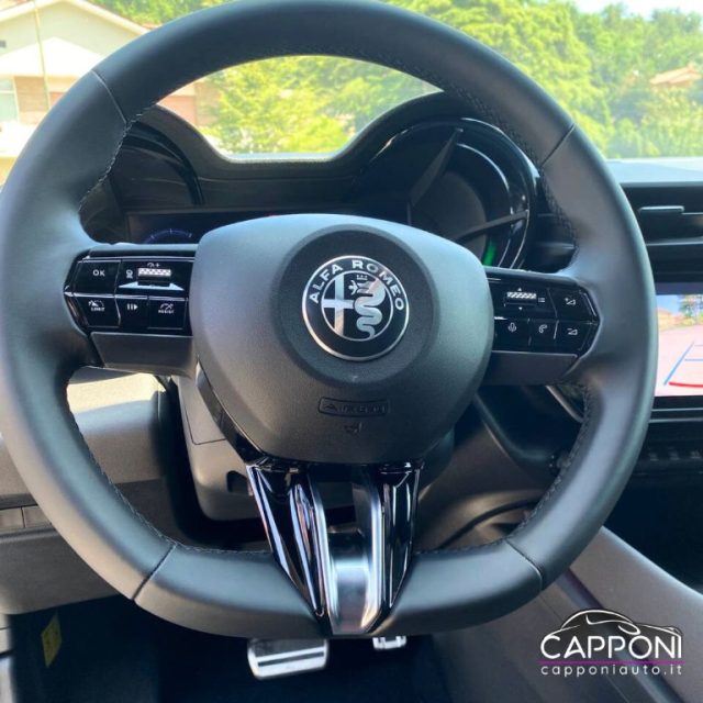 ALFA ROMEO JUNIOR SPECIALE 1.2 136 CV HYBRID EDCT6 - foto 11