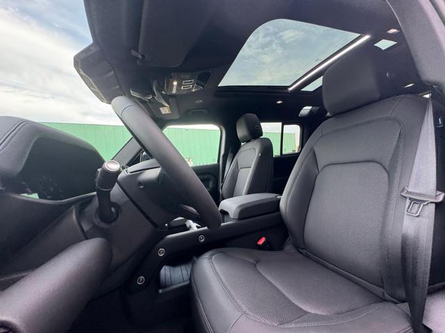 LAND ROVER DEFENDER 110 P300 E HYBRID AWD AUTO X-DYN - foto 8