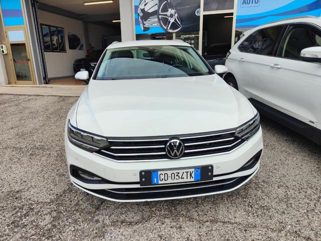 VOLKSWAGEN PASSAT VARIANT 2020 CC 2.0 AUT 150 CV ADAS - foto 22