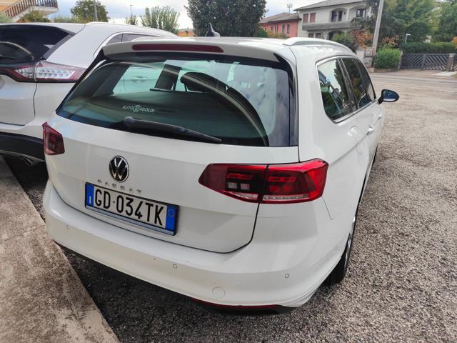 VOLKSWAGEN PASSAT VARIANT 2020 CC 2.0 AUT 150 CV ADAS - foto 19