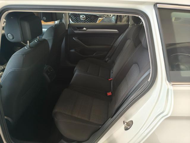 VOLKSWAGEN PASSAT VARIANT 2020 CC 2.0 AUT 150 CV ADAS - foto 6