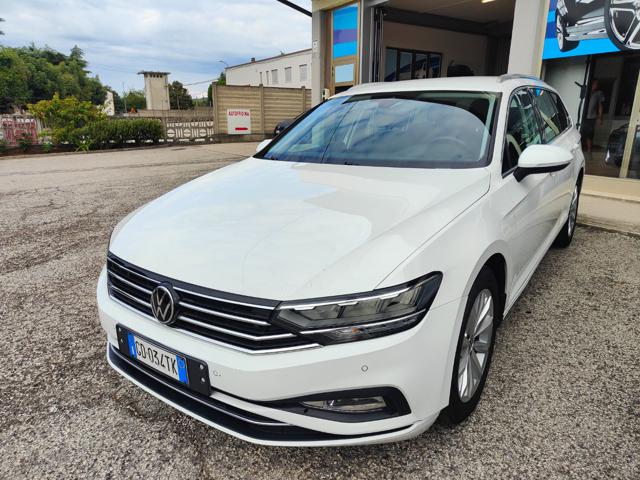 VOLKSWAGEN PASSAT VARIANT 2020 CC 2.0 AUT 150 CV ADAS - foto 23