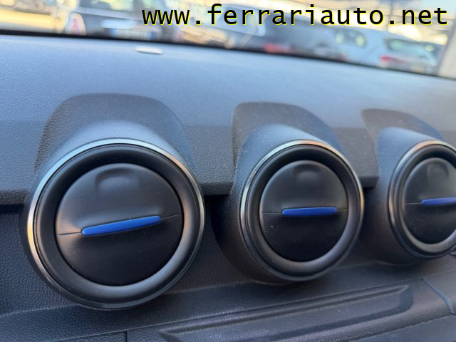 DACIA DUSTER 1.0 TCE 100 CV ECO-G 4X2 PRESTIG - foto 19