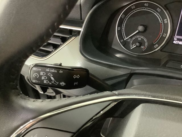 SKODA KAMIQ 1.0 TSI BLACK DOTS - foto 20