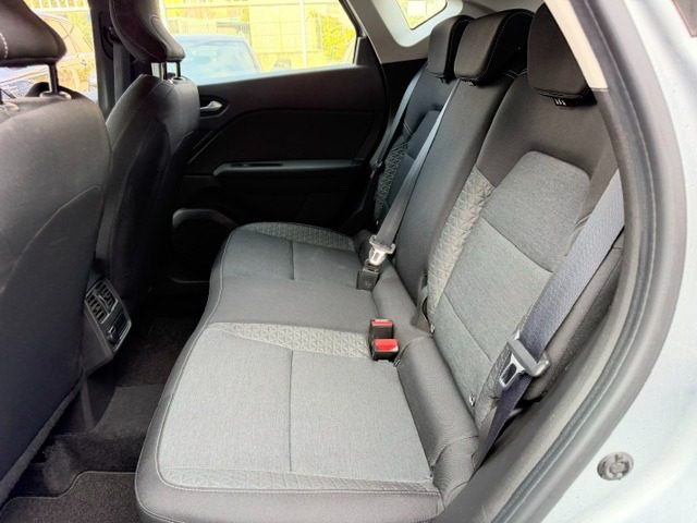 RENAULT CAPTUR FULL HYBRID E-TECH 145 CV EQUILI - foto 7