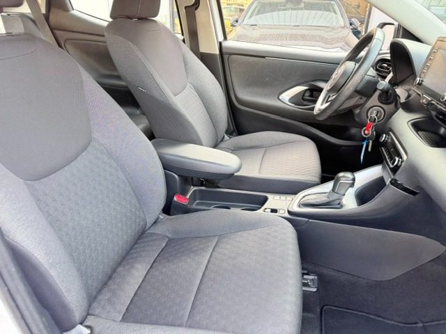 TOYOTA YARIS 1.5 HYBRID 5 PORTE BUSINESS - foto 12