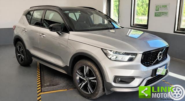 VOLVO XC40 D4 AWD GEARTRONIC R-DESIGN - foto 2